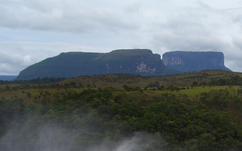Tafelberge bei Canaima in Venezuela