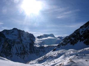 Wanderreisen durchs verschneite Norwegen