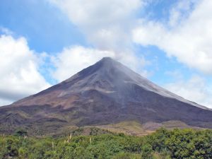 Vulkan Arenal im Nationalpark